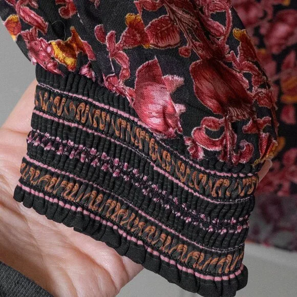 Alice and Olivia Desiree Sheer Top Silk Tapestry Vamp Romance Goth Dopamine - Picture 6 of 13